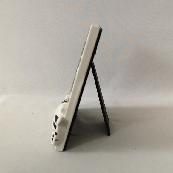 Black and White 3D Cat with Gray Fishbone 3.5" x 3.5" Picture Frame by Sonoma - Picture 2 of 3